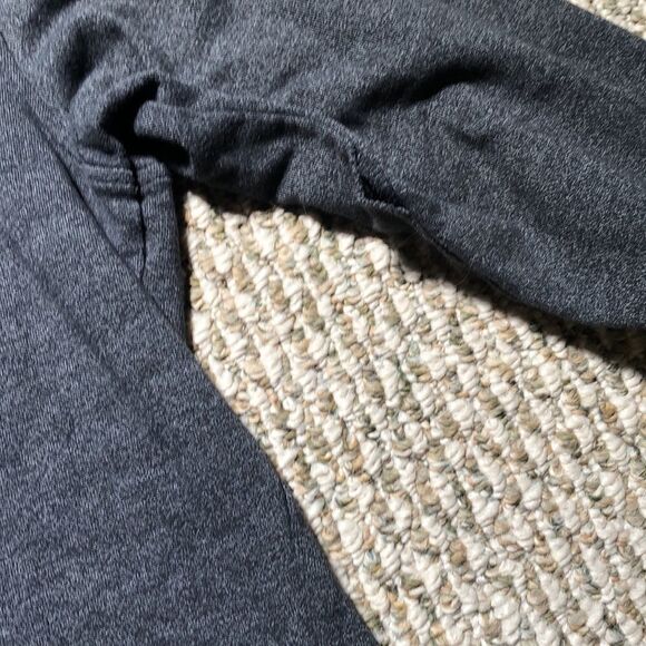 Vintage Distressed Oakley Zip-Up Hoodie | Large - Picture 7 of 9